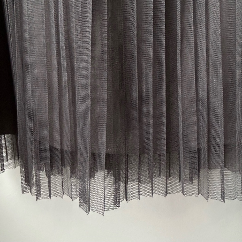 Banana Republic Pleated Tulle Skirt Grey